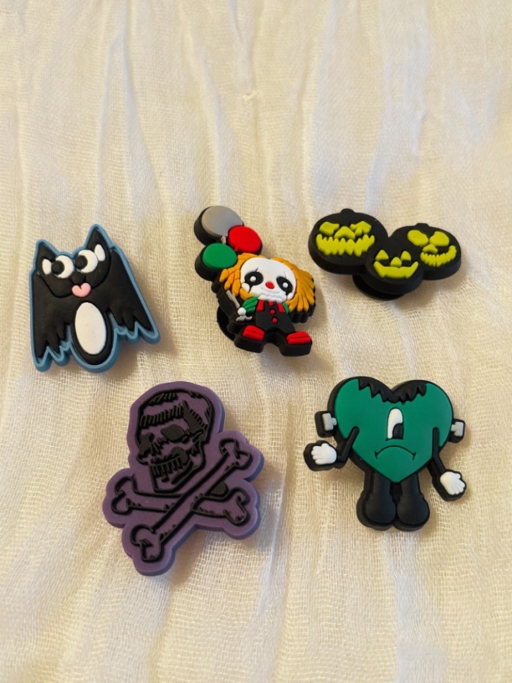 Set # 58 – 5 Pack Random Halloween Jibbitz/Croc Charms